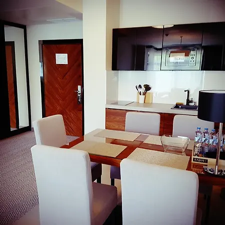 Prywatny 327 W Diune Apartment