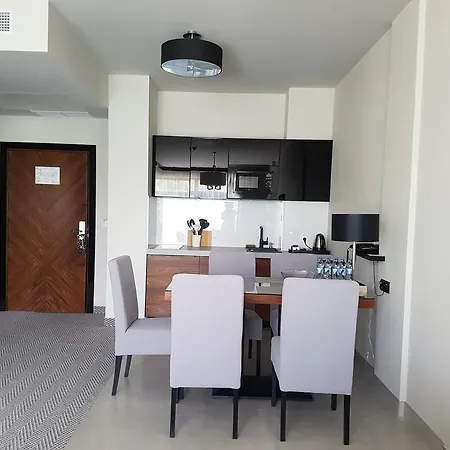 Prywatny 327 W Diune *