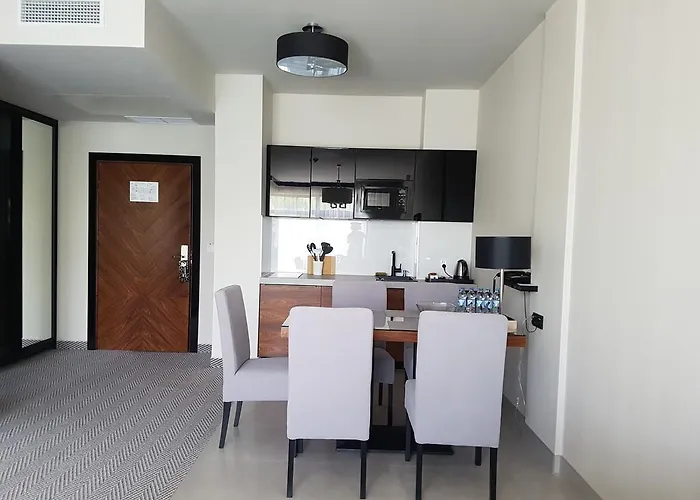 Prywatny 327 W Diune *